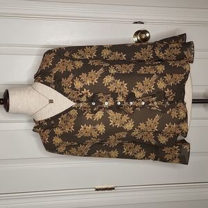 𝅺jones Wear Leaf Print Ruffle Front Top Size 10